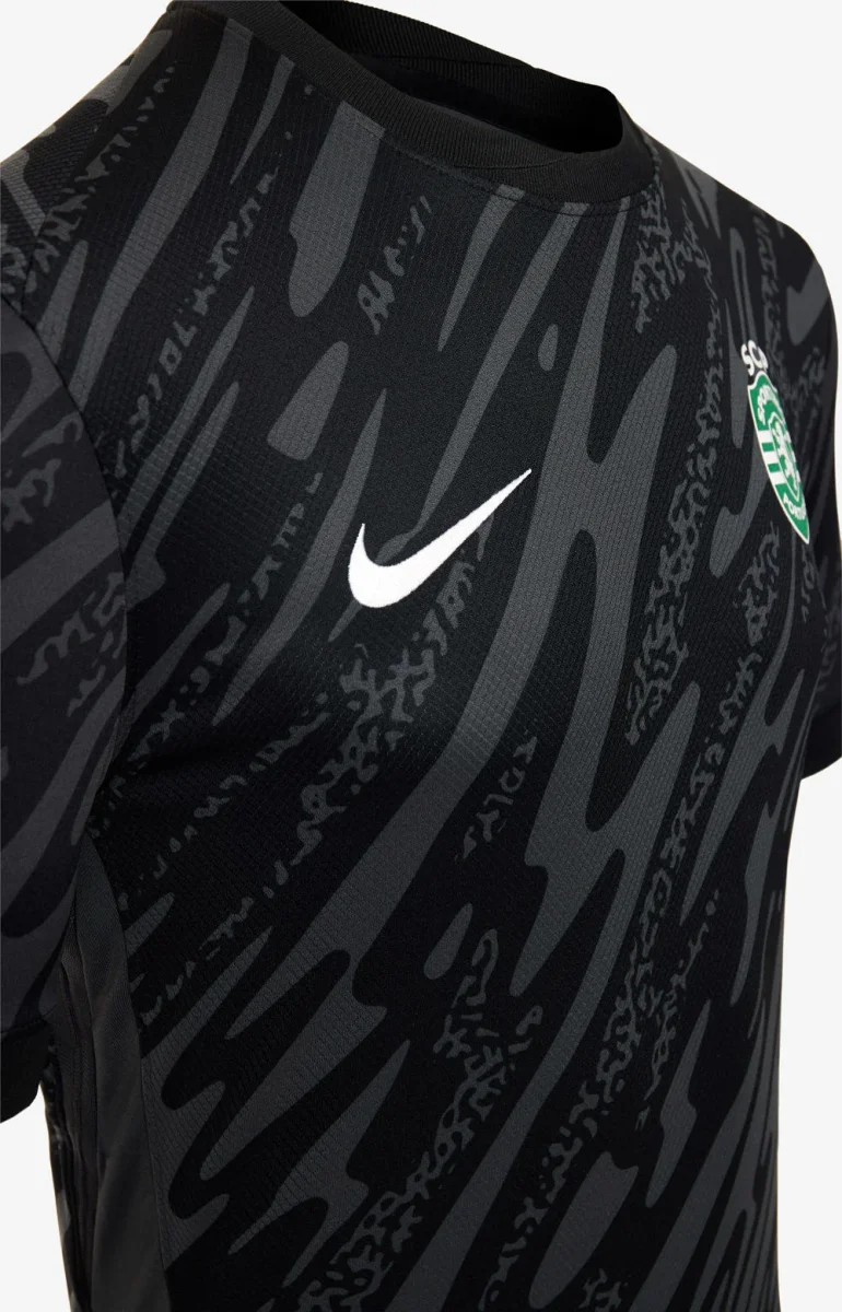 T-shirt Guarda-Redes Preta 24/25 - Image 4