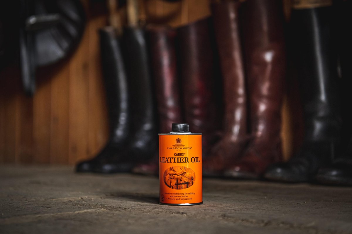 CARR & DAY & MARTIN LEATHER OIL 300 ml - Image 4