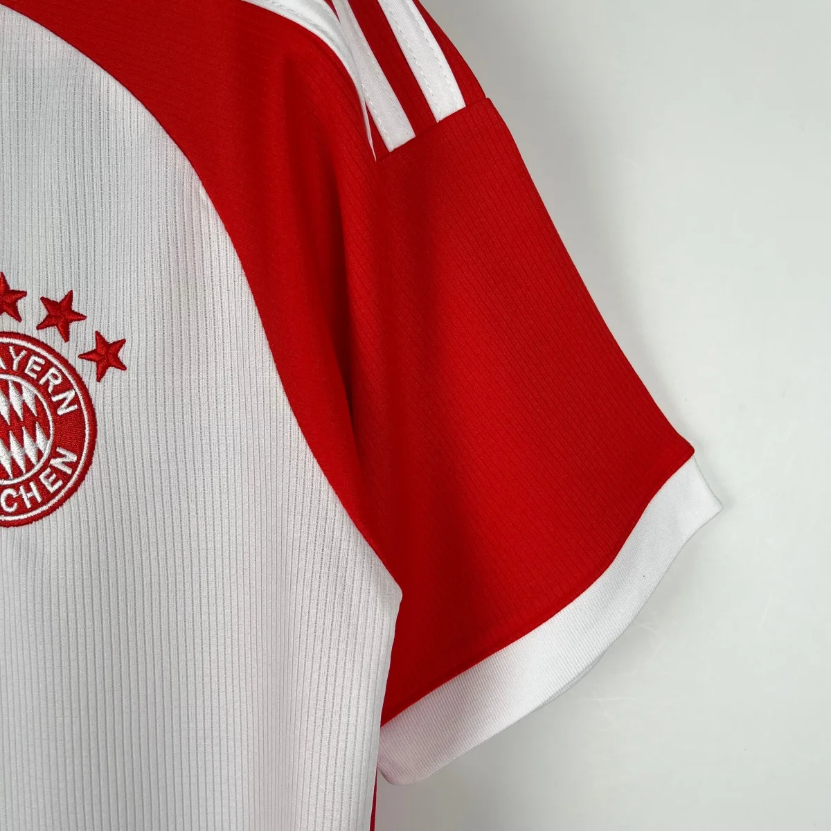 Camisola Bayern de Munique I 23/24 - Vermelho - Image 7